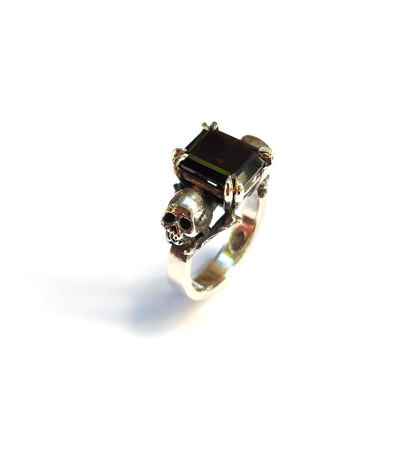 Scarlet Ring
