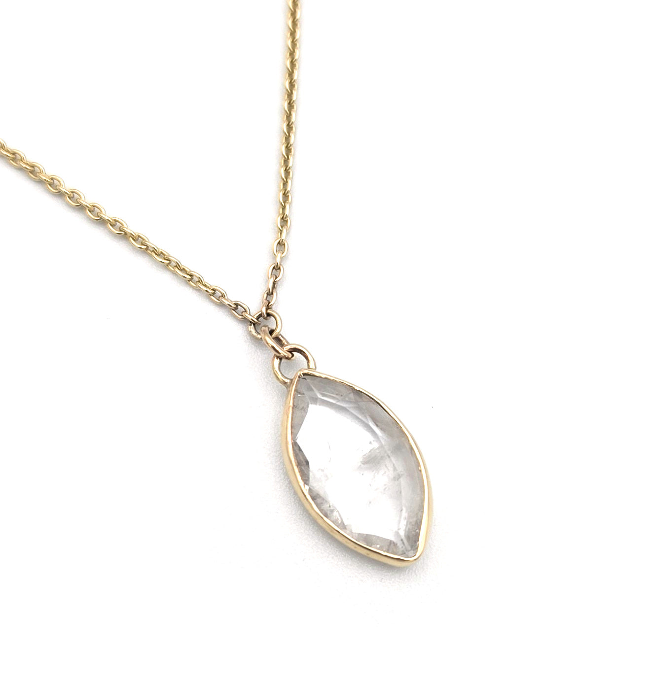 9ct Yellow Gold Lagoon Necklace