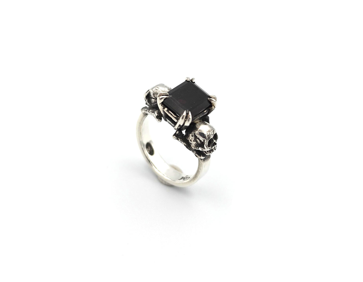 Scarlet Ring