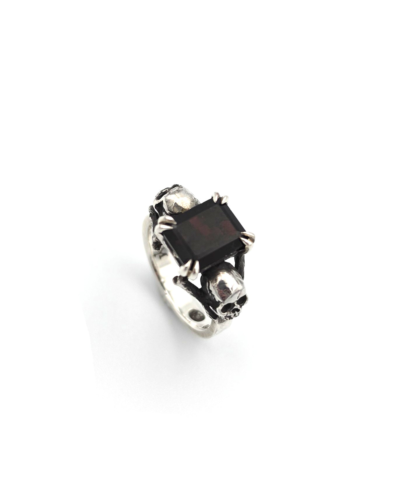 Scarlet Ring