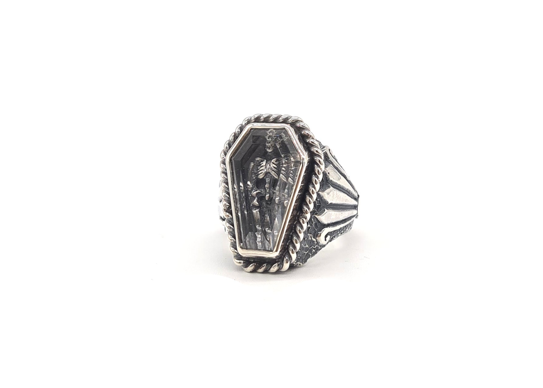 Crypt Ring – Grave Metallum Jewellery