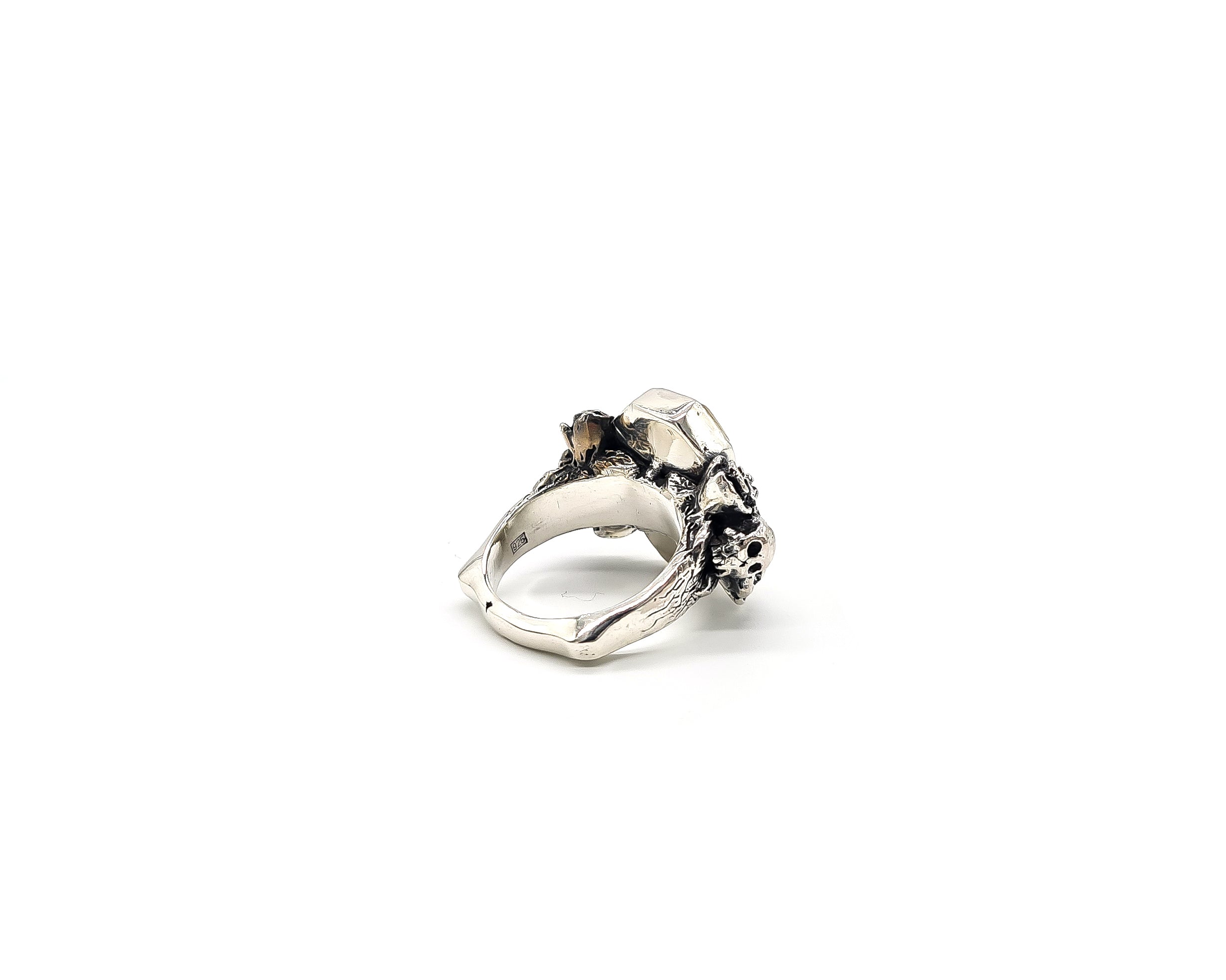 Resurrection Ring – Grave Metallum Jewellery