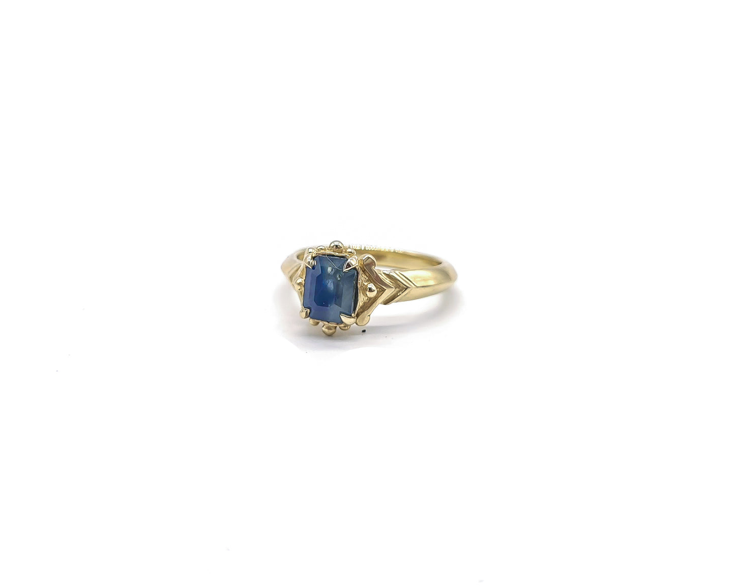 9ct Yellow Gold Lust Ring